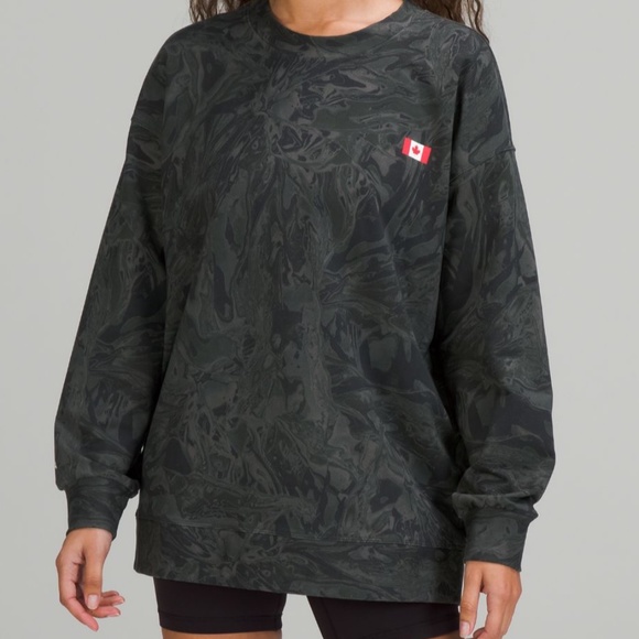 Lululemon Team Canada Perfectly Oversized Crew - Picture 1 of 8